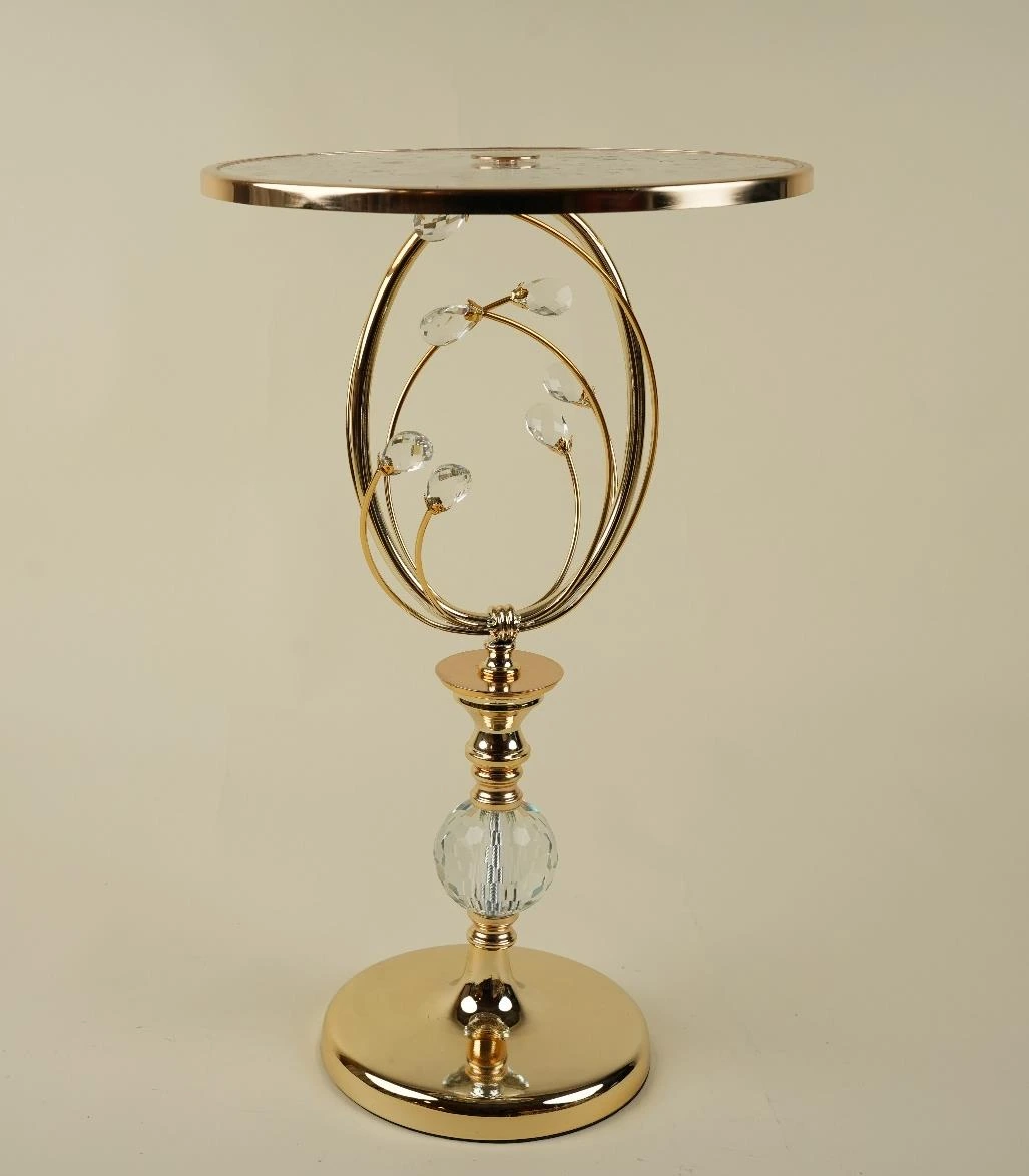 Engraved Design Elegant Metal Centerpiece